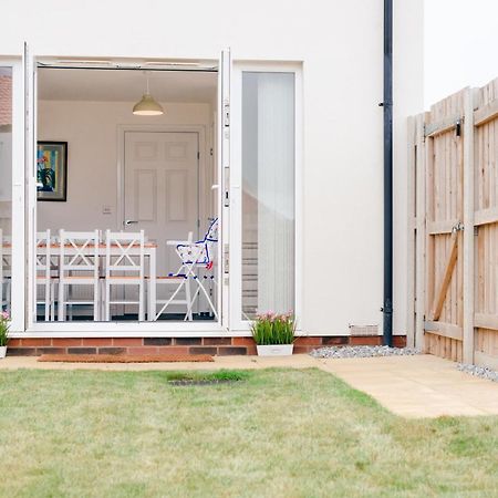 Oakley - Large, Elegant, Dog Friendly & Parking Villa Whitby Exterior foto