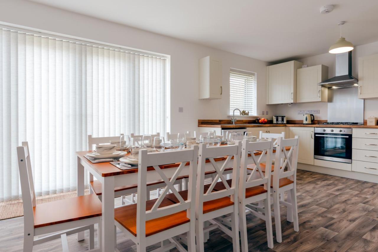 Oakley - Large, Elegant, Dog Friendly & Parking Villa Whitby Exterior foto