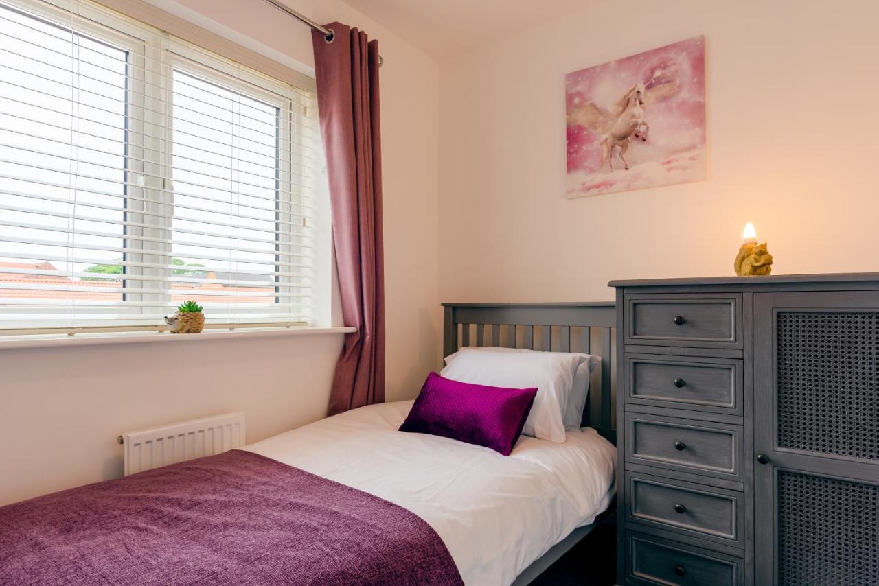 Oakley - Large, Elegant, Dog Friendly & Parking Villa Whitby Exterior foto